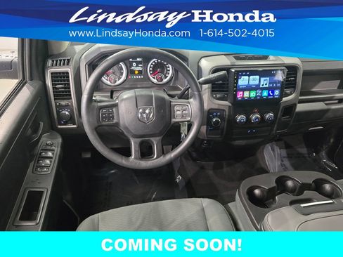 Used 2018 RAM 1500 ST w/ SXT Appearance Group AWD/4WD image 16