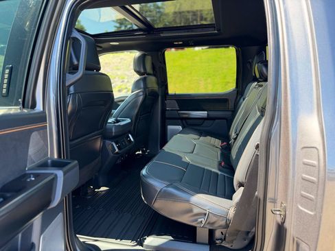 Used 2022 Ford F150 Platinum AWD/4WD image 14