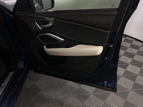 Used 2025 Acura RDX Base image 32
