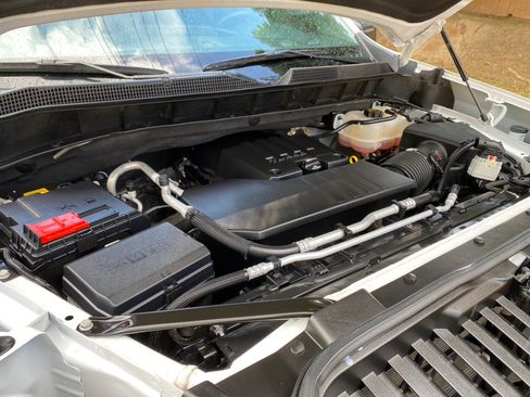 Used 2024 Chevrolet Silverado 1500 Custom w/ LPO, Dark Essentials Package image 19