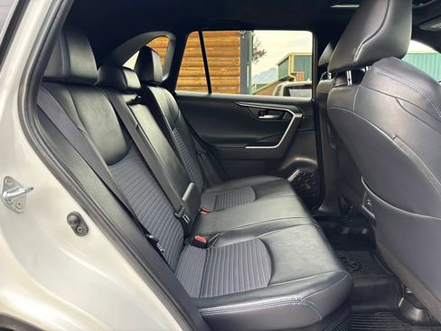 Used 2020 Toyota RAV4 XSE AWD/4WD image 19