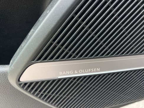 Used 2020 Audi SQ5 Premium Plus w/ Premium Plus Package image 30