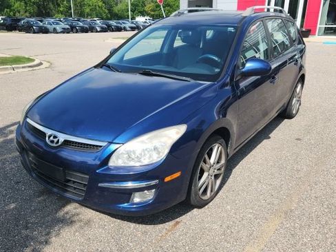 Used 2012 Hyundai Elantra FWD image 3