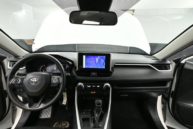 Used 2025 Toyota RAV4 LE FWD image 19