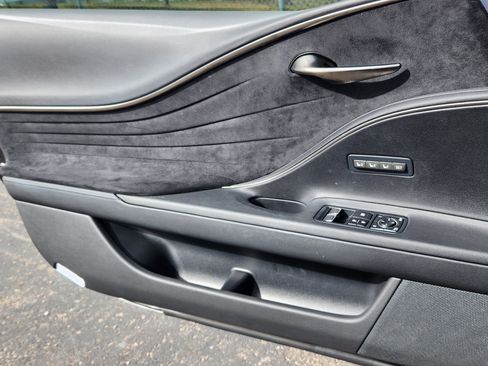 Used 2019 Lexus LC 500 Coupe image 11