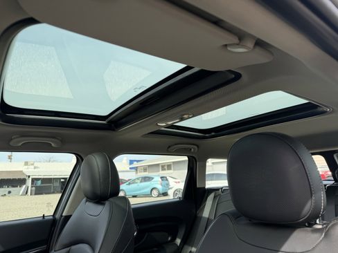 Used 2019 MINI Cooper Clubman S w/ Storage Package image 13