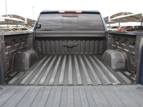 Used 2020 Chevrolet Silverado 1500 LT Trail Boss AWD/4WD image 6