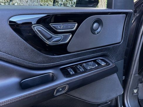 Used 2023 Lincoln Aviator Reserve w/ Jet Package image 9