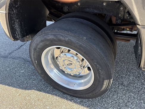 Used 2020 Ford F450 XL w/ STX Appearance Package image 19