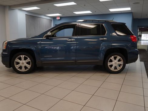 Used 2016 GMC Terrain SLT w/ Open Road Package image 2