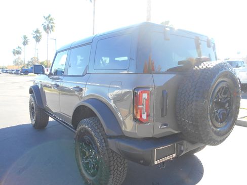 New 2025 Ford Bronco Badlands w/ Sasquatch Package image 32