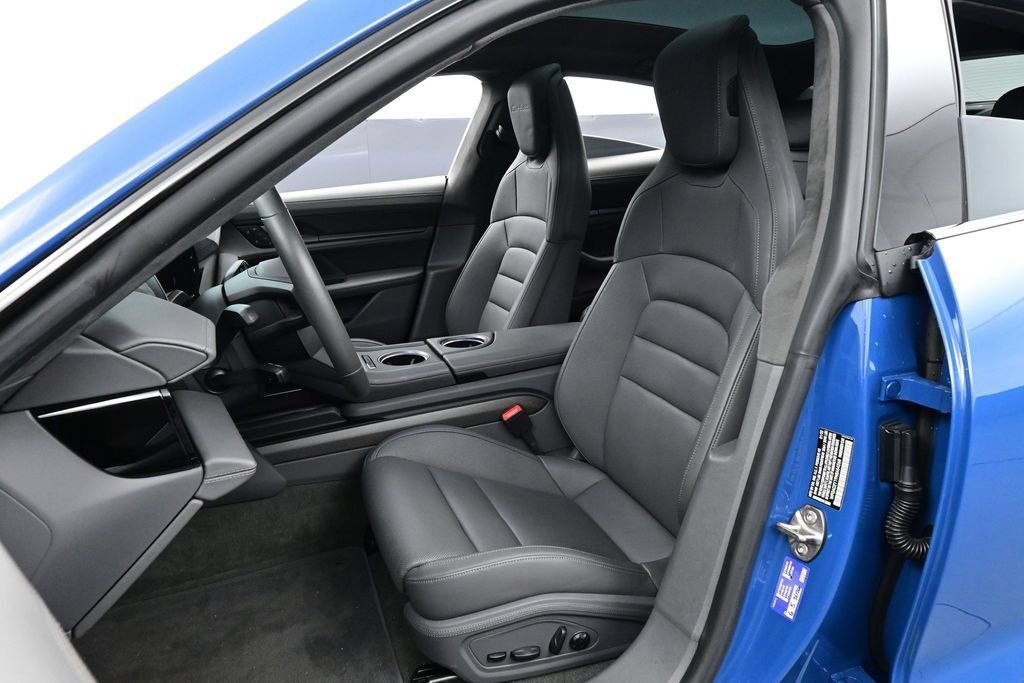 Certified 2022 Porsche Taycan Turbo S AWD/4WD image 5