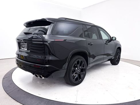 Used 2024 Chevrolet Traverse RS w/ LPO, Floor Liner Package image 19