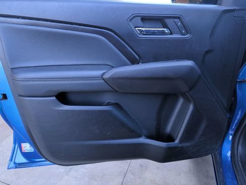 Used 2023 Chevrolet Colorado LT w/ LT Convenience Package II AWD/4WD image 12