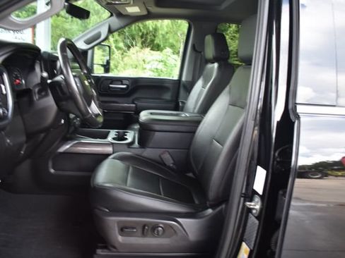 Used 2020 Chevrolet Silverado 2500 LTZ w/ LTZ Premium Package AWD/4WD image 10