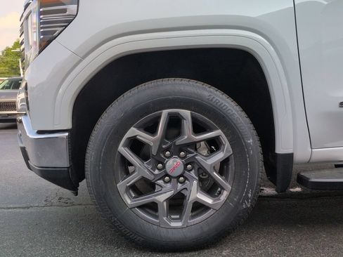 New 2026 GMC Sierra 1500 SLT w/ SLT Premium Plus Package AWD/4WD image 16