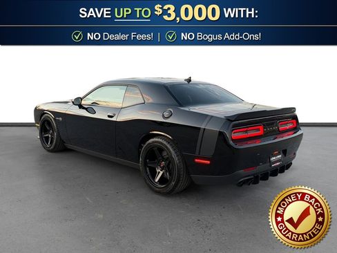 Used 2018 Dodge Challenger R/T Scat Pack image 4