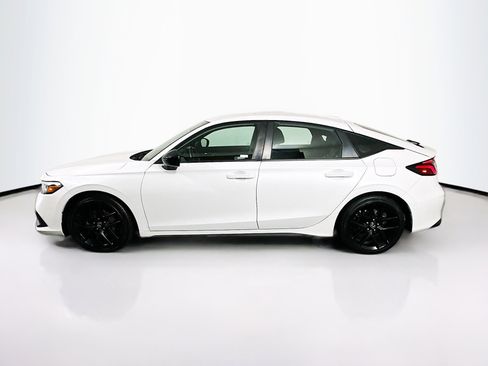 Used 2023 Honda Civic Sport image 4