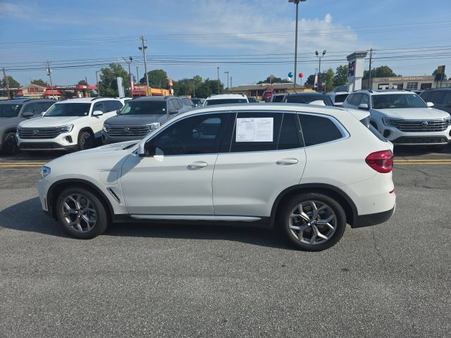 Used 2021 BMW X3 xDrive30e w/ Premium Package AWD/4WD image 5