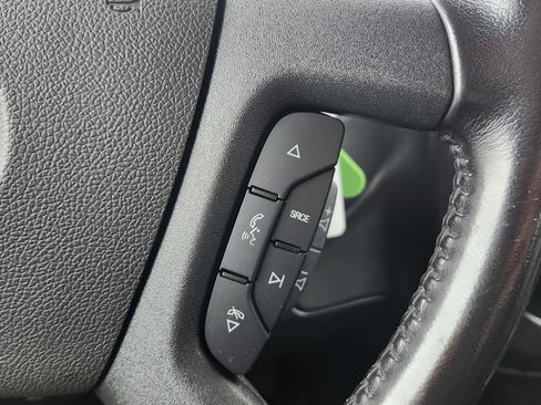 Used 2022 Chevrolet Express 3500 LS image 33