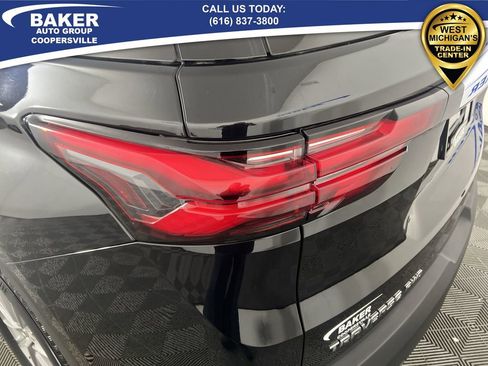 Used 2023 Chevrolet Traverse LT w/ LPO, Floor Liner Package image 34