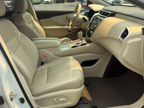 Used 2017 Nissan Murano Platinum AWD/4WD image 12