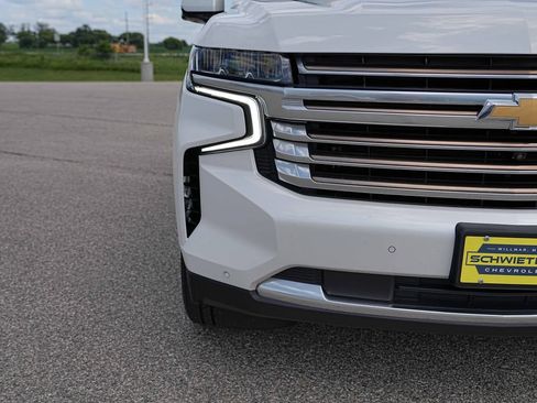 Used 2022 Chevrolet Tahoe High Country AWD/4WD image 3
