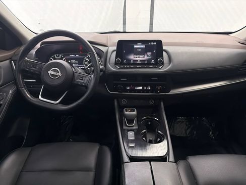 Used 2023 Nissan Rogue SV w/ SV Premium B Package FWD image 24