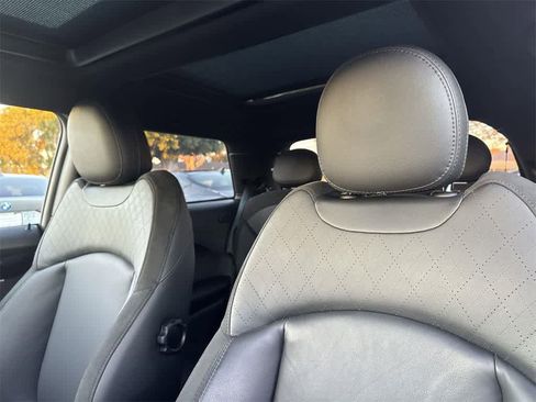 Used 2023 MINI Cooper SE image 28