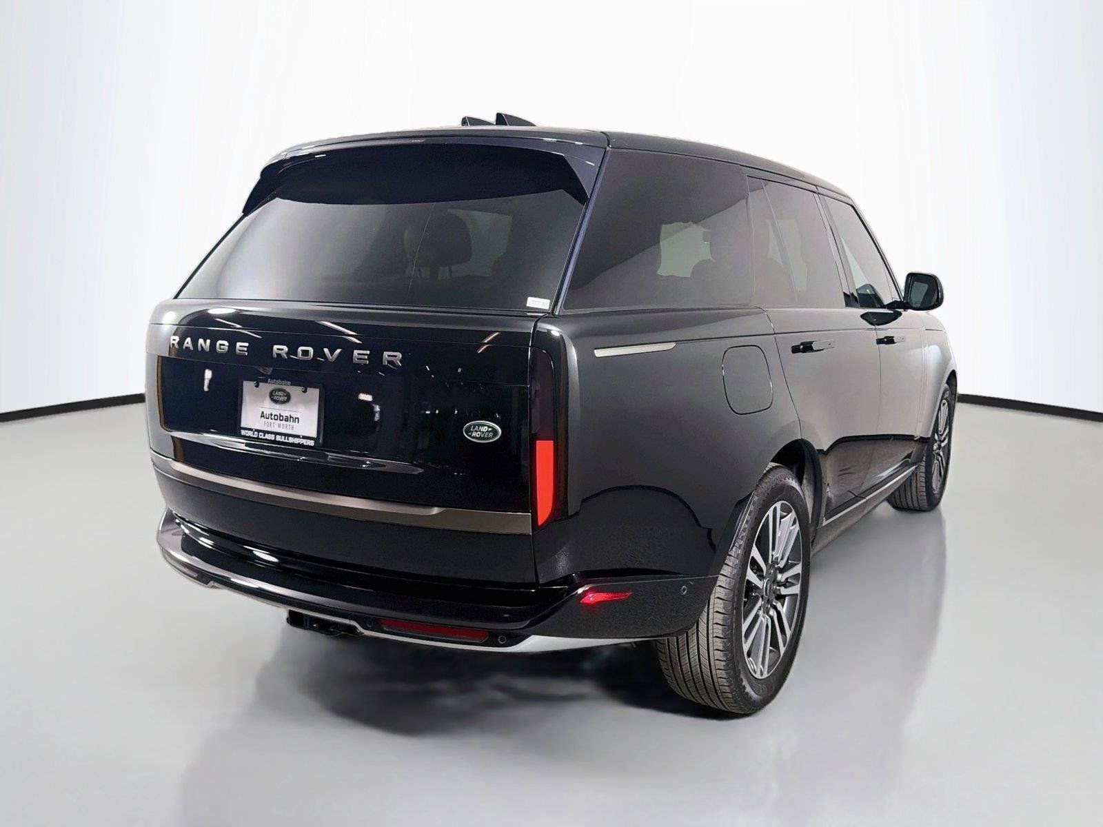Certified 2023 Land Rover Range Rover SE AWD/4WD image 5