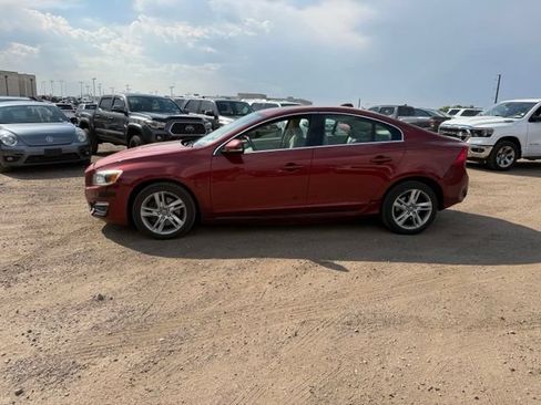 Used 2015 Volvo S60 T5 Platinum w/ Climate Package AWD/4WD image 2