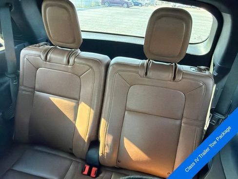 Used 2020 Lincoln Aviator Reserve w/ Equipment Group 202A AWD/4WD image 11