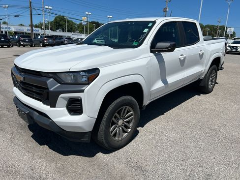 Used 2023 Chevrolet Colorado LT AWD/4WD image 1