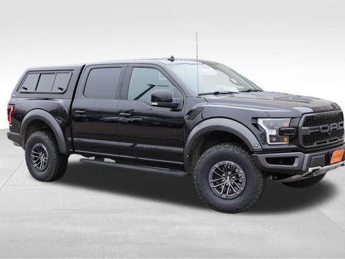 Used 2020 Ford F150 Raptor w/ Equipment Group 802A Luxury image 2