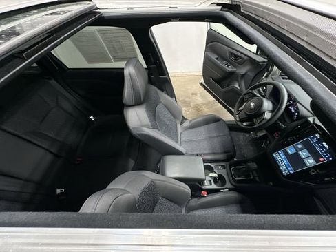 Certified 2025 Subaru Forester Premium image 6