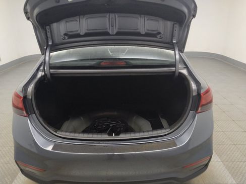 Used 2020 Hyundai Accent SE FWD image 29