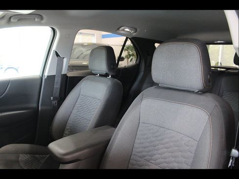 Used 2020 Chevrolet Equinox LT AWD/4WD image 14