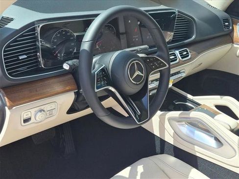 New 2026 Mercedes-Benz GLE 350 4MATIC image 3
