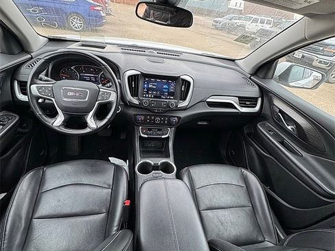 Used 2022 GMC Terrain SLT w/ Infotainment Package II image 5