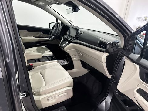 Used 2025 Honda Odyssey EX-L image 24