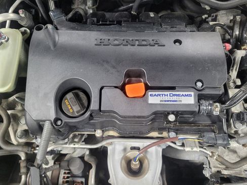 Used 2019 Honda Civic LX image 30