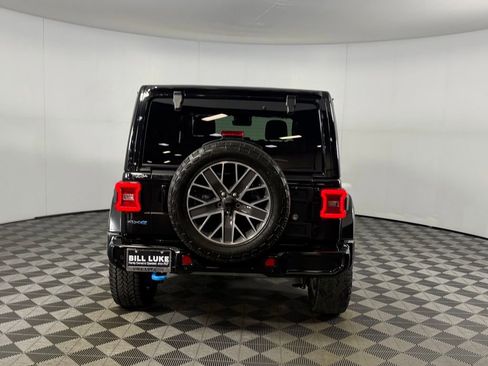 Used 2024 Jeep Wrangler High Altitude image 8