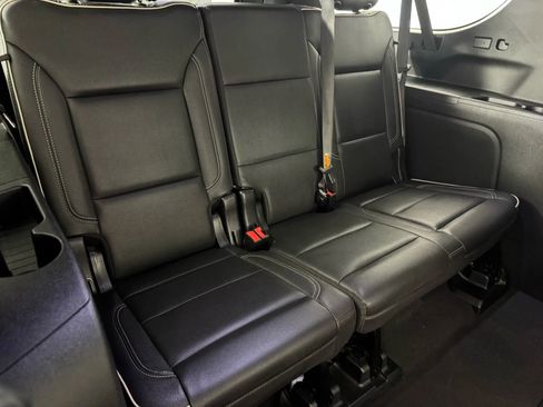 Used 2022 GMC Yukon XL SLT image 43