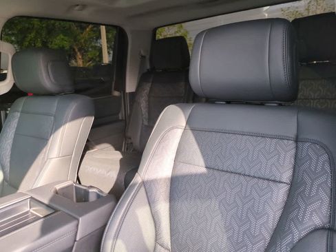 Used 2024 Toyota Tundra Limited image 8