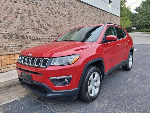 Used 2020 Jeep Compass Latitude AWD/4WD image 1