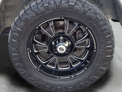 Used 2016 RAM 1500 Laramie w/ Convenience Group AWD/4WD image 17