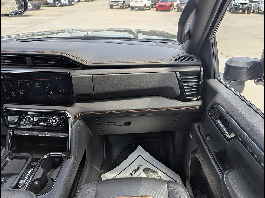 Certified 2024 GMC Sierra 2500 AT4 w/ AT4 Premium Plus Package AWD/4WD image 4
