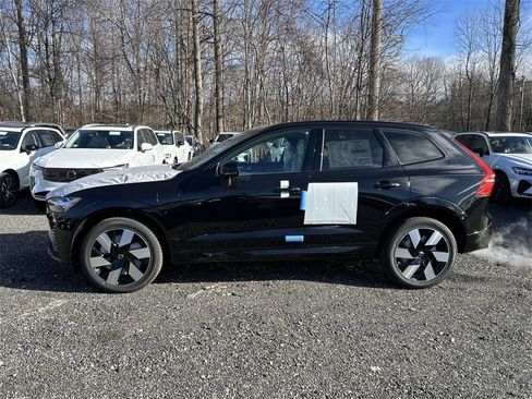 New 2025 Volvo XC60 T8 Plus w/ Protection Package Premier image 5