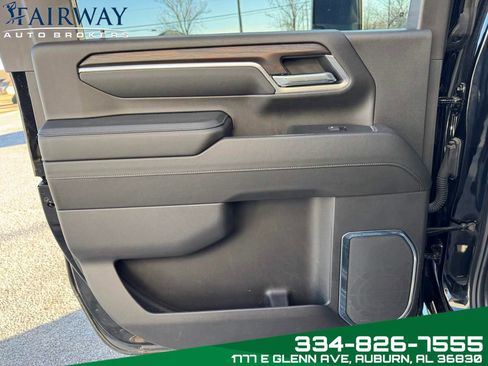 Used 2024 GMC Sierra 2500 SLT w/ SLT Premium Package image 28