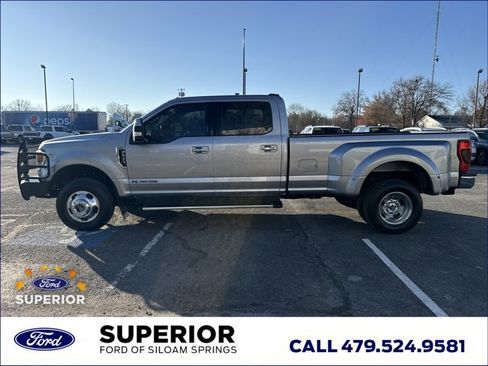 Used 2022 Ford F350 Lariat w/ Chrome Package image 12